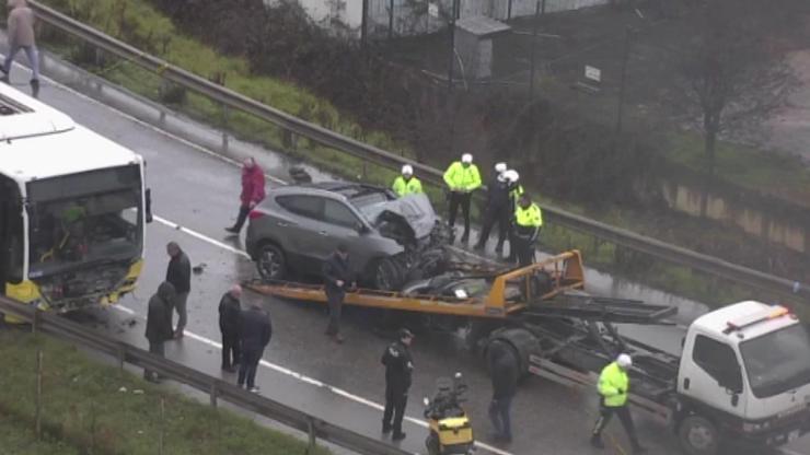 İETT otobüsü ile cip çarpıştı: 1 ölü, 4 yaralı