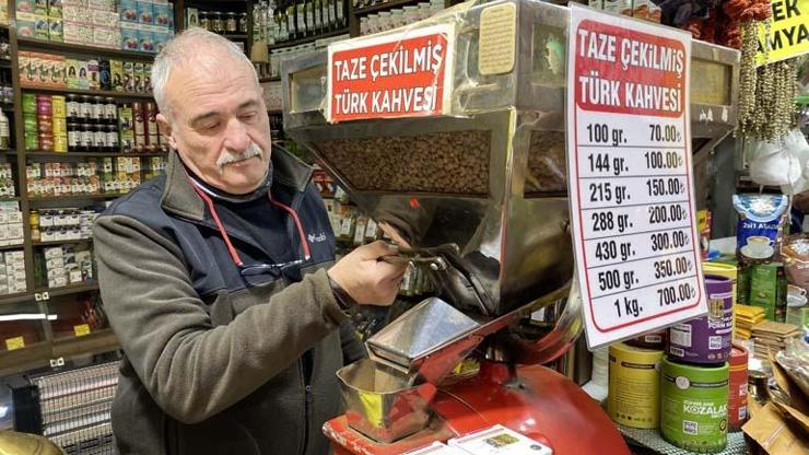 Yarım Asırlık Esnaf Uyardı: Paketli Kahvedeki Gizli Tehlike Bilmeden İçiyoruz, Meğer İçinde...