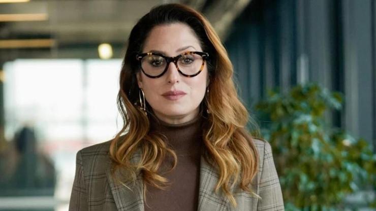 Bahar dizisi Doktor Jennifer kimdir Demet Gül kimdir Demet Gül nereli