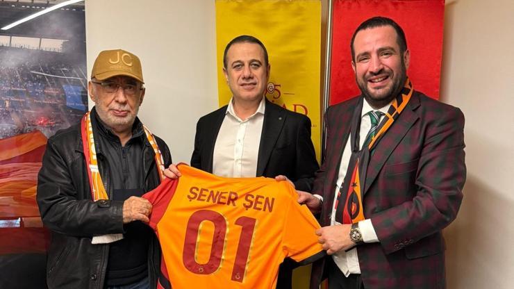 Usta sanatçı Şener Şenden, Galatasaray değerlendirmesi: Söylenecek bir laf yok...