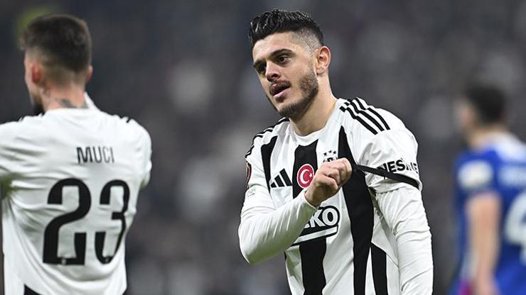 Beşiktaş'ta Milot Rashica dönemi sona mı eriyor? Menajerinden açıklama... Beşiktaş'ta Milot Rashica dönemi sona mı eriyor? Menajerinden açıklama...
