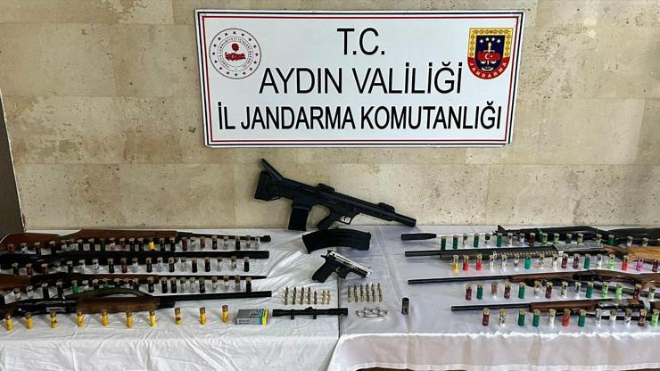 Aydın'da silah kaçakçılığı operasyonu: 2 gözaltı Aydın'da silah kaçakçılığı operasyonu: 2 gözaltı
