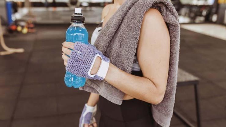 Enerji İçecekleri Ölüm Saçıyor: Uzmanlardan Gençlere Hayati Uyarı