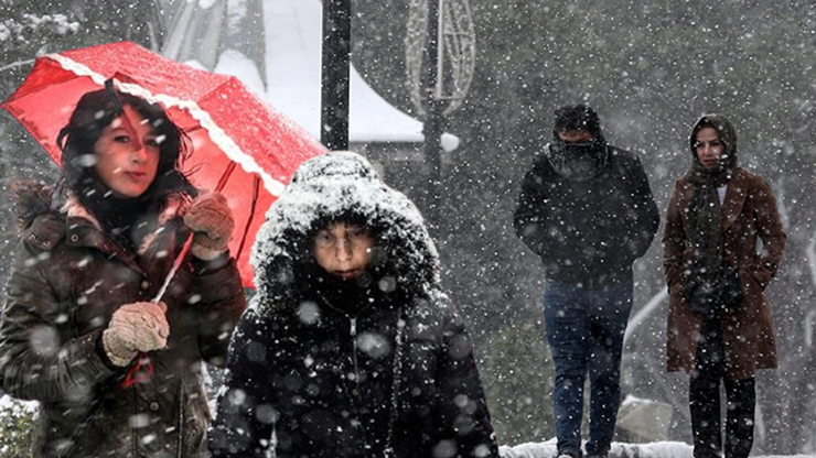 Son Dakika İstanbul Kar Haberleri... 3.5 Gün Sürecek Kar Yağışı Başlıyor: Okullar Tatil Olur Mu