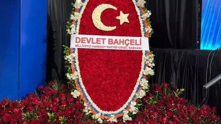 Devlet Bahçeliden AK Parti kongresine özel aranjman: İşte gül, karanfil ve orkide sayısı ile verilen mesaj