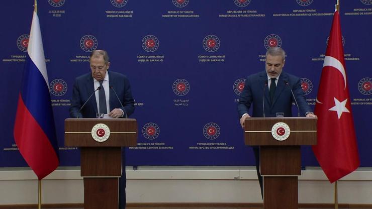 SON DAKİKA HABERİ: Lavrov Ankarada…  Dışişleri Bakanı Hakan Fidan, basın toplantısında açıkladı: Barış görüşmesi için ev sahibi oluruz