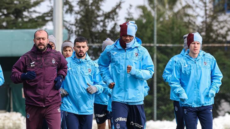 Trabzonspor, kupa mesaisine ara vermeden başladı