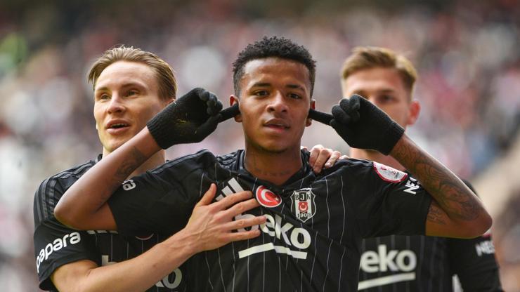 Antalyasporu deplasmanda 2-1 mağlup eden Beşiktaş, kupada çeyrek finale yükseldi