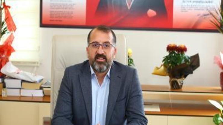 Ardeşen Belediye Başkan Yardımcısı ile CHP İlçe Kadın Kolları Başkanı'na ateş açan şüpheli yakalandı Ardeşen Belediye Başkan Yardımcısı ile CHP İlçe Kadın Kolları Başkanı'na ateş açan şüpheli yakalandı