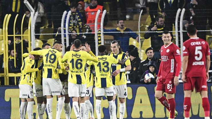 Fenerbahçe 3-0 Antalyaspor Maç Özeti | Kanarya, yarışta fırsat tepmedi