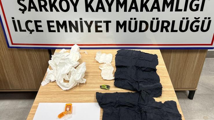 Şarköy'de uyuşturucu ile yakalanan şüpheli tutuklandı Şarköy'de uyuşturucu ile yakalanan şüpheli tutuklandı