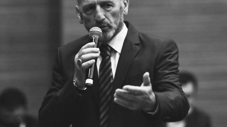 İstanbul- Pendik Belediyesi AK Parti Grup Başkanvekili Hüseyin Topçu, yaşamını yitirdi