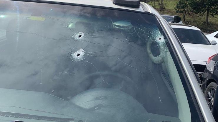 Trabzon'da aracında silahlı saldırıya uğrayan muhtar yaralandı