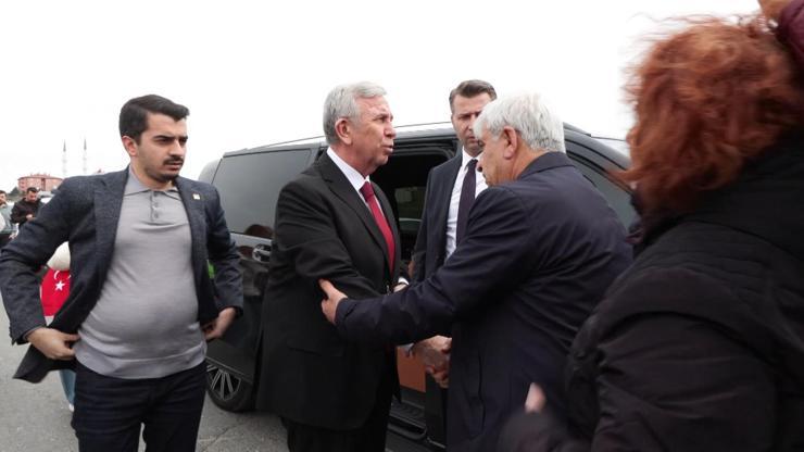 Mansur Yavaş, Ekrem İmamoğlunu ziyaret etti