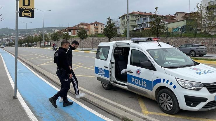 Çaldığı 60 bin liralık telefonu bin liraya satarken yakalandı