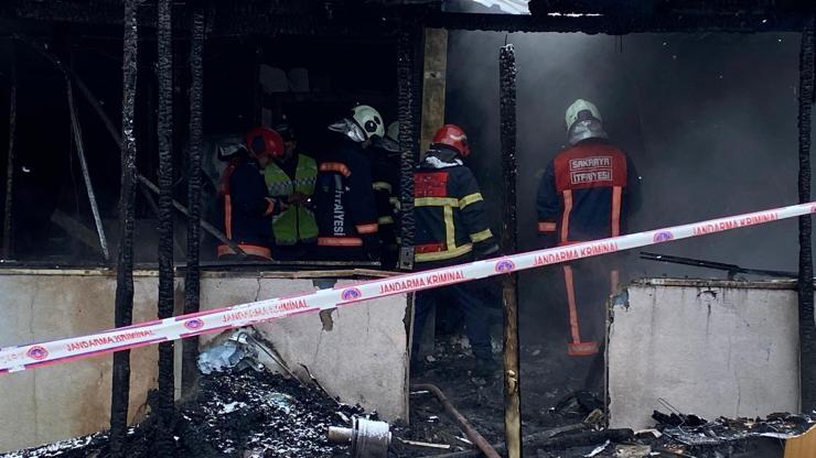 Sakaryada kahreden haber Birisi 3 diğeri 4 yaşındaydı... Yangında can verdiler