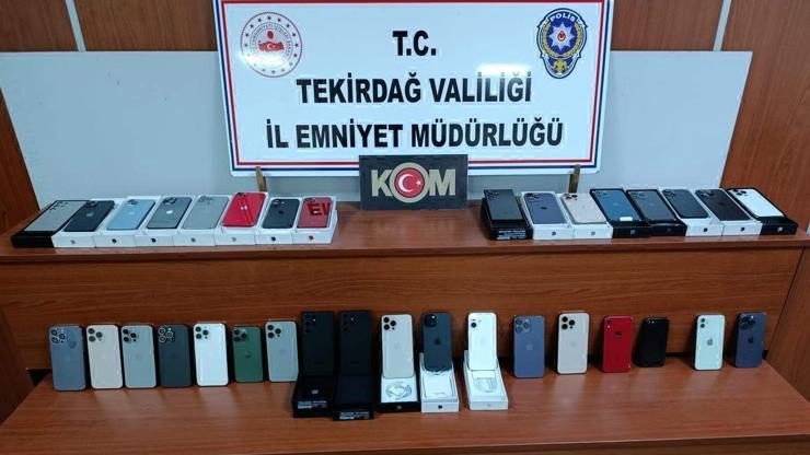 Çerkezköy'de 34 kayıt dışı telefon ele geçirildi Çerkezköy'de 34 kayıt dışı telefon ele geçirildi