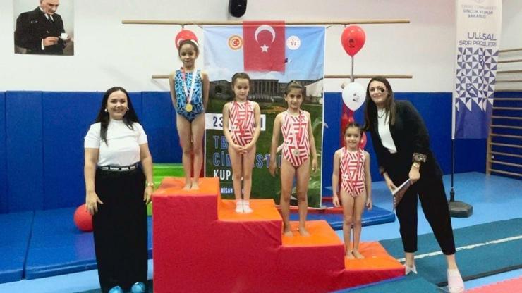 23 Nisan Cimnastik Kupası'nda Heyecanlı Anlar