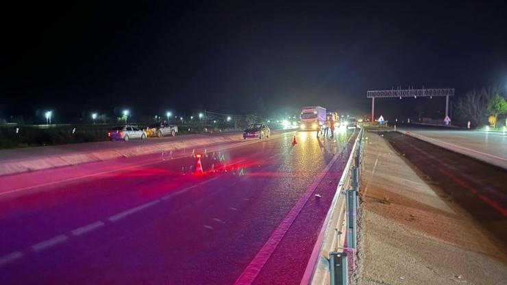 Çanakkale’de otomobilin çarptığı yaya hayatını kaybetti Çanakkale’de otomobilin çarptığı yaya hayatını kaybetti