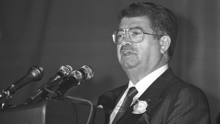 Turgut Özal Kimdir Turgut Özal Ne Zaman Öldü, Neden İşte 8. Cumhurbaşkanı Turgut Özalın Siyasi Hayatı