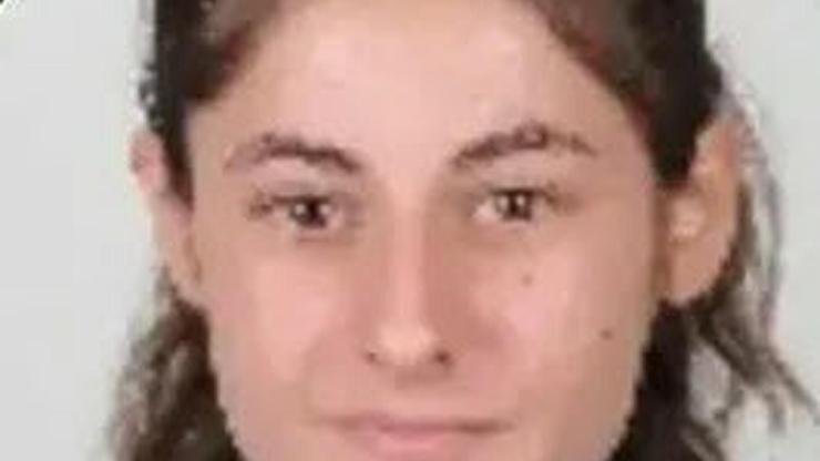 Devrilen traktördeki Aylin hayatını kaybetti Devrilen traktördeki Aylin hayatını kaybetti