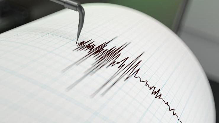 Ekvadorda 6,3 şiddetinde deprem