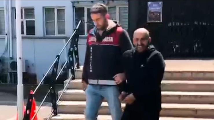 Soymak için girdiği evde telefonunu düşürdü