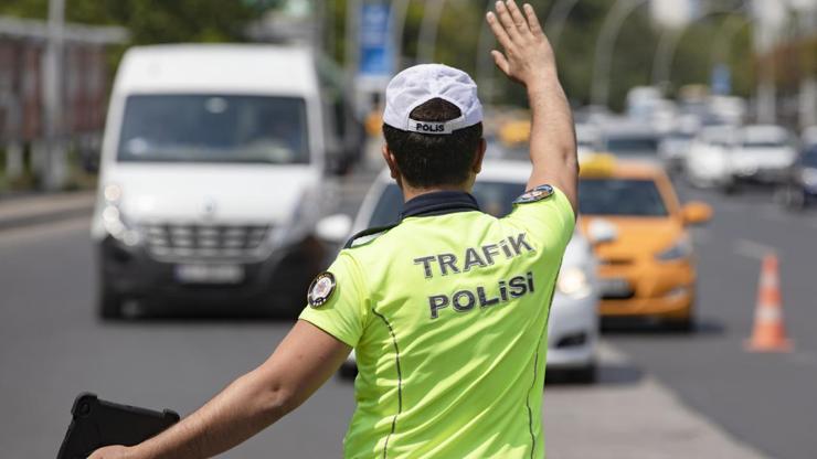 İstanbulda yarın bazı yollar trafiğe kapatılacak