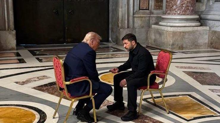Papanın Cenaze Töreninde Ukrayna Pazarlığı