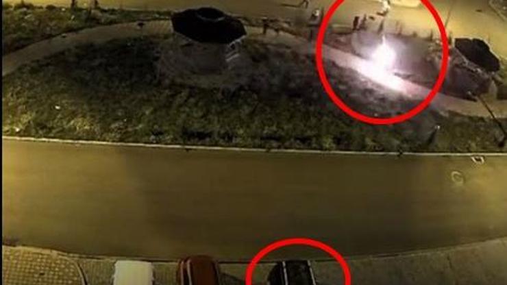 Park halindeki araçtaki yangının nedeni havai fişek çıktı