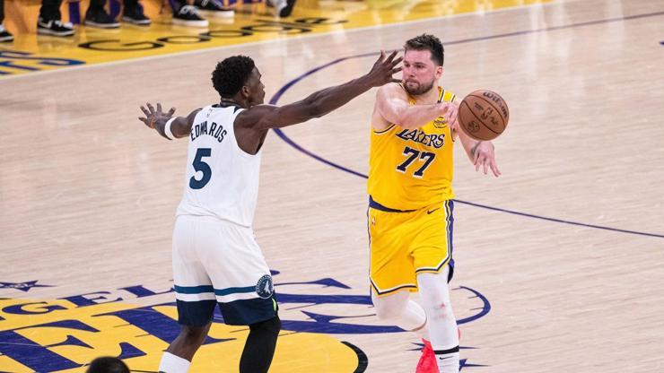 Anthony Edwards 43 sayıyla alev aldı Lakers 3-1 geriye düştü...