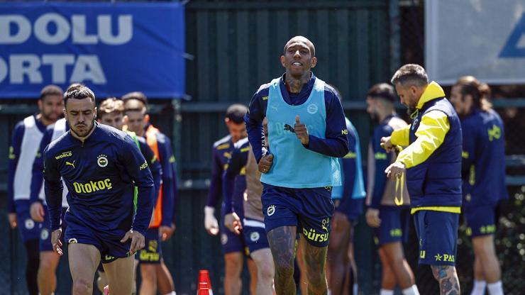 Fenerbahçe derbi mesaisini sürdürdü