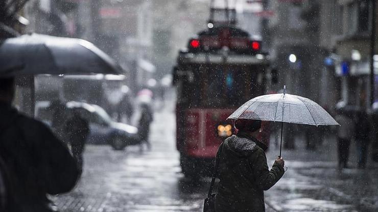 DİKKAT Meteoroloji bu bölgeleri işaret etti Kuvvetli sağanak, fırtına, toz taşınımı...