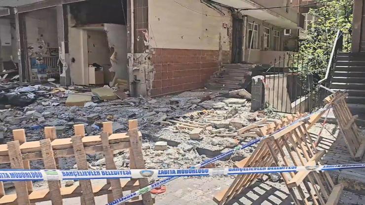 Bahçelievlerde balkon çöktü: 1 yaralı
