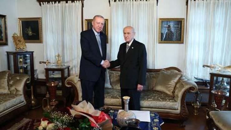 Erdoğan - Bahçeli görüşmesinin kodları Abdulkadir Selvi yazdı