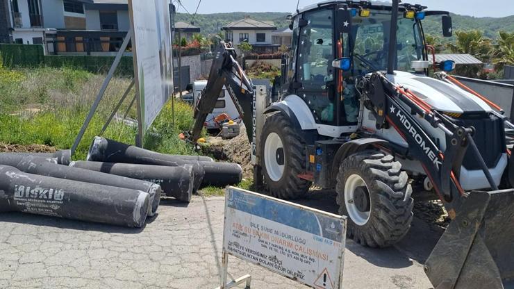Şile'de Göçük Altında Kalan İşçi Kurtarıldı Şile'de Göçük Altında Kalan İşçi Kurtarıldı
