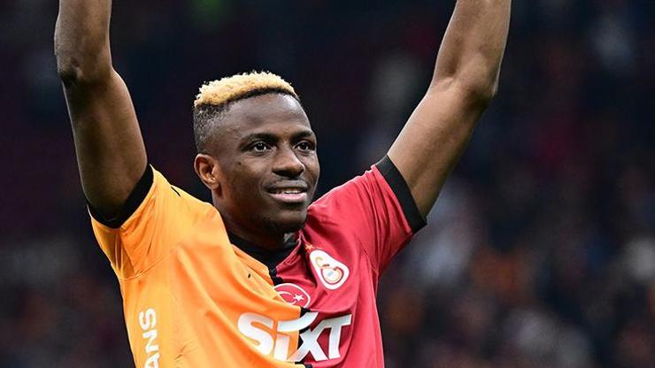 681e0457bd49734add721d36 Napoli'den Victor Osimhen kararı! Resmen çağırılmadı...