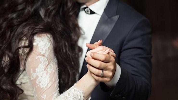 Düğünde çalan şarkıların telif parasını kim ödeyecek Salon sahibi mi yoksa gelin ve damat mı