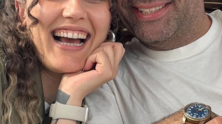 Ceyda Düvenciden boşanan Bülent Şakrak yeni aşkını ilan etti Ünlü tasarımcı Duygu Arabacıoğlu ile birlikte