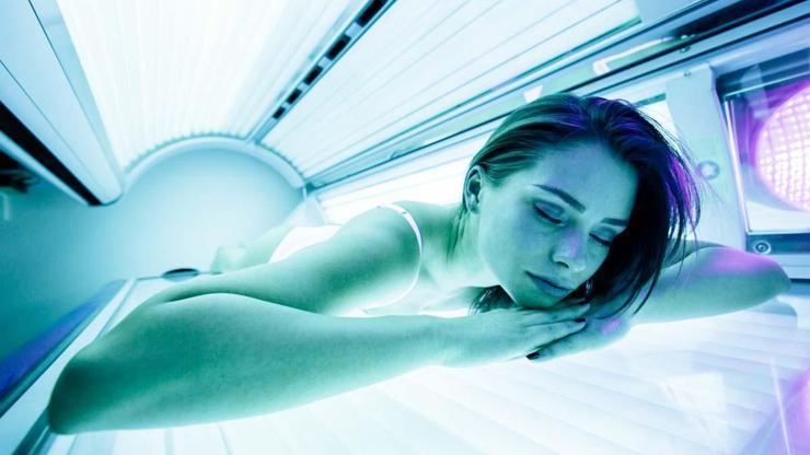 Solaryum uyarısı: Bir seans bile deri kanseri riskini artırıyor