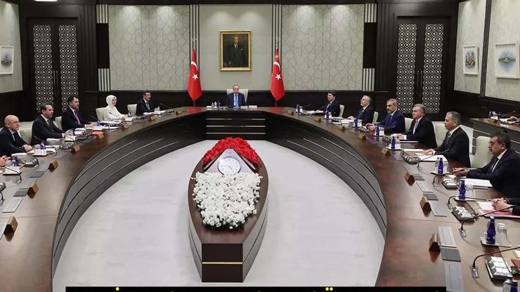 KABİNE TOPLANTISI BUGÜN VAR MI Kurban Bayramı Tatili 9 Gün Olacak mı Gözler Yeni Kabine Tarihinde