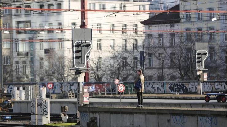 Belçikada kamu çalışanları greve gitti