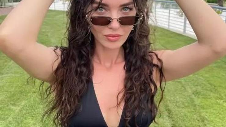 Aslıhan Güner bikinili pozuyla hayran bıraktı
