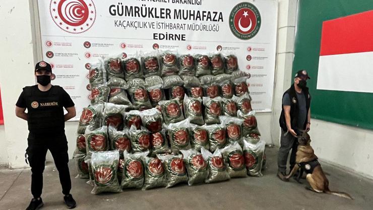 Ticaret Bakanlığından dev operasyon 418 milyon liralık uyuşturucu ve kaçak eşya ele geçirildi