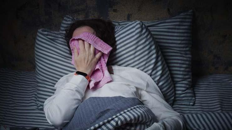 Gece Uykudan Uyandıran Çarpıntıya Dikkat Sebebi Her Zaman Kalp Kaynaklı Olmayabilir