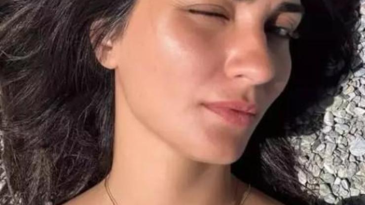 Tuba Büyüküstün Bodrum’da İkizleriyle Tatil Keyfi Paylaştı