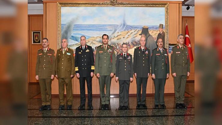 Atina’da Hafter endişesi