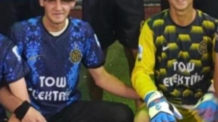 Siirt'te 4 gün arayla hayatını kaybeden 2 arkadaş aynı karede Siirt'te 4 gün arayla hayatını kaybeden 2 arkadaş aynı karede