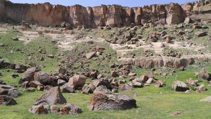 Diyadinin kalbindeki sessizlik; Meya Mağaraları