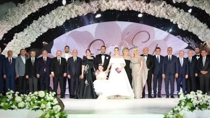 Sinan Enginin Kızı Elif Engin ile Ahmet Ahlatcının Oğlu Ahmet Emin Ahlatcı Evlendi